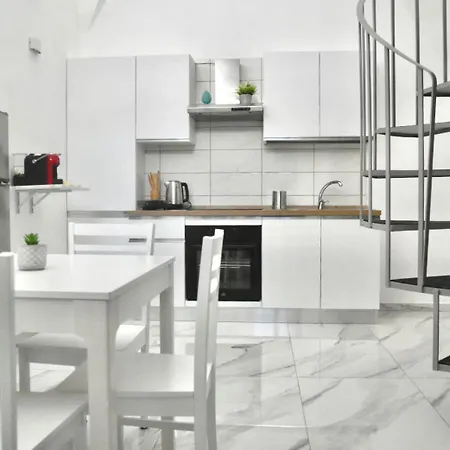 Διαμέρισμα Duomo Central 215 *